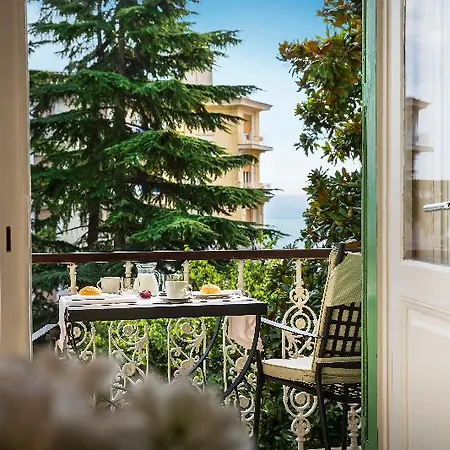 Remisens Elsa Apartment Lovran